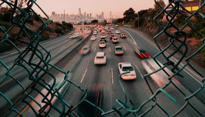 ayx爱游戏_ 巅峰对决！雷霆与热火的激烈碰撞引发热烈讨论！，爱游戏com