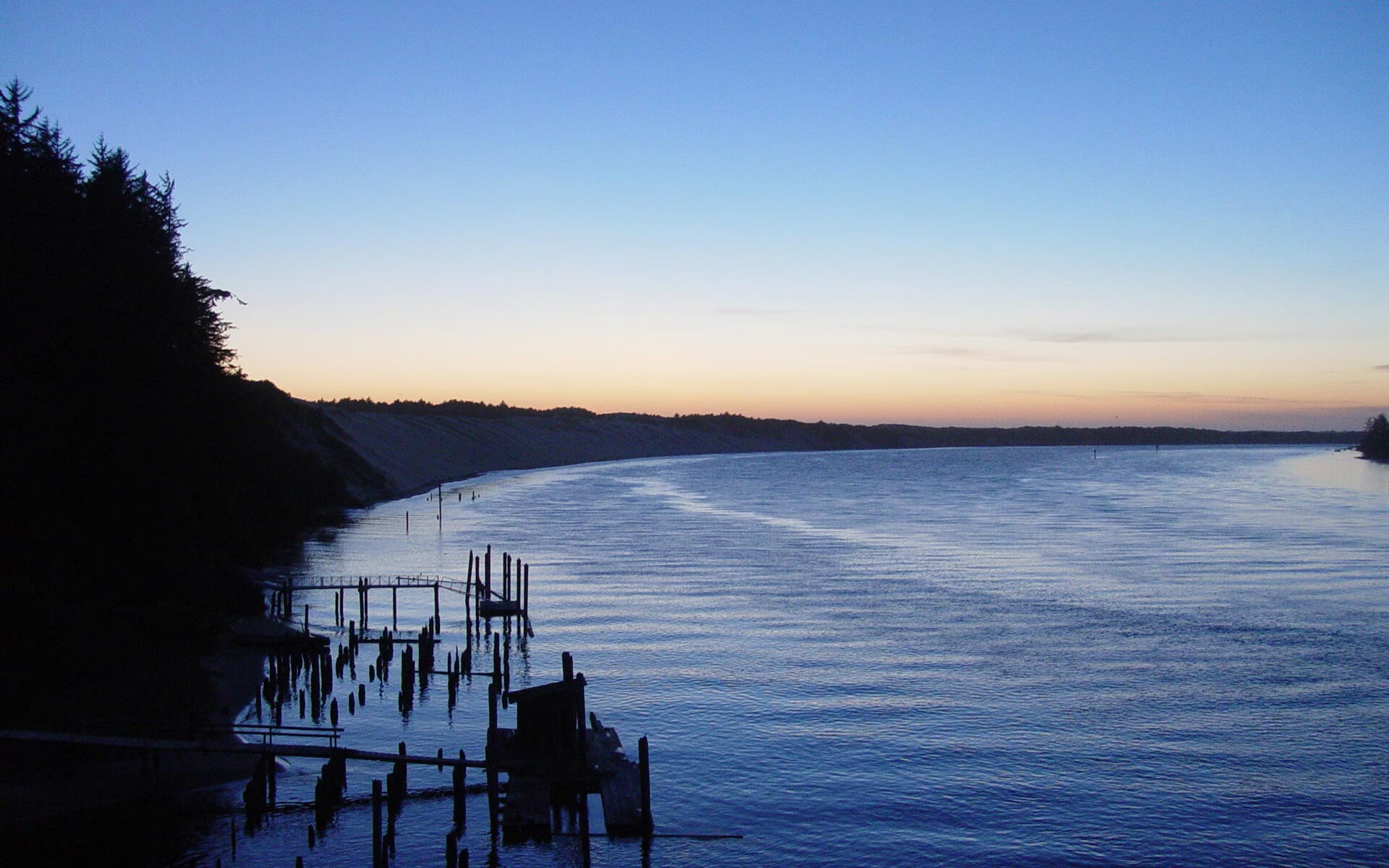 阿森纳在冬窗签下替补门将，增强替补席实力，阿森纳配合