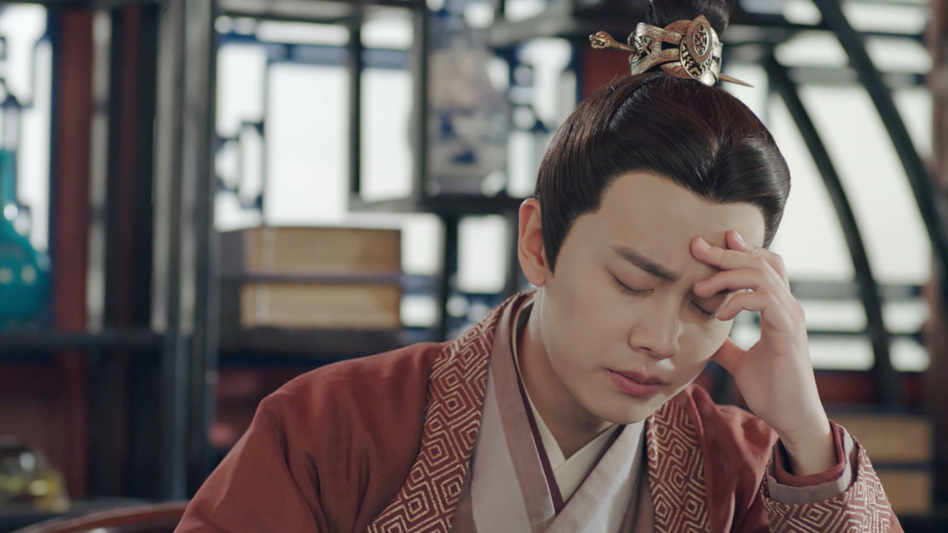 战术演化趋势分析显示高压防守成为多队主打体系之一，高压防护措施有哪些