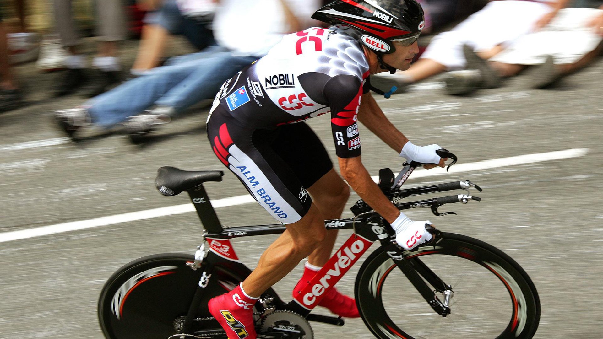 _运动员的赛前故事：梦想、努力、坚持_，运动员赛前的描写