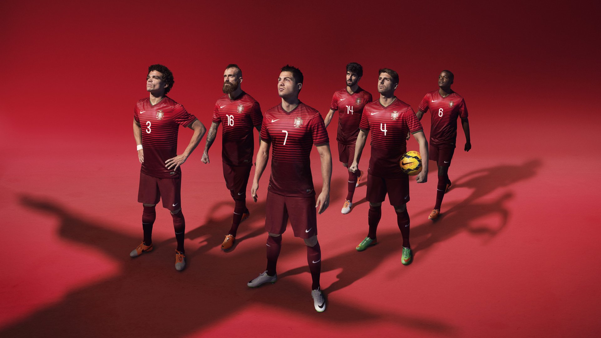 AYX体育-精彩任意球：本周五大经典进球集锦，任意球精彩进球瞬间